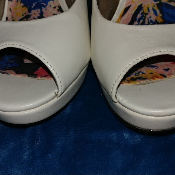 Madden Girl Bannter Women's SZ 7.5M Peep Toe Heels - Picture 6 of 10